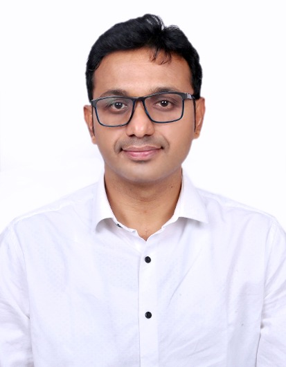 Dr. Akshay Mukund Zite